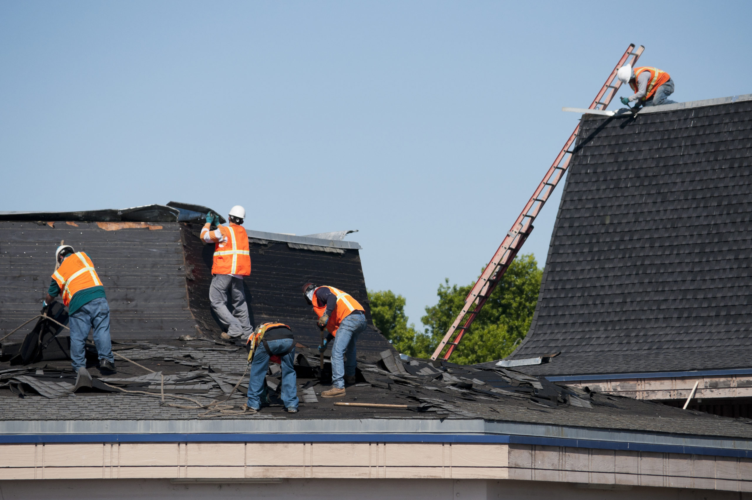 Square Talk Four Reasons Roofing Contractors Should Be Using Roofing